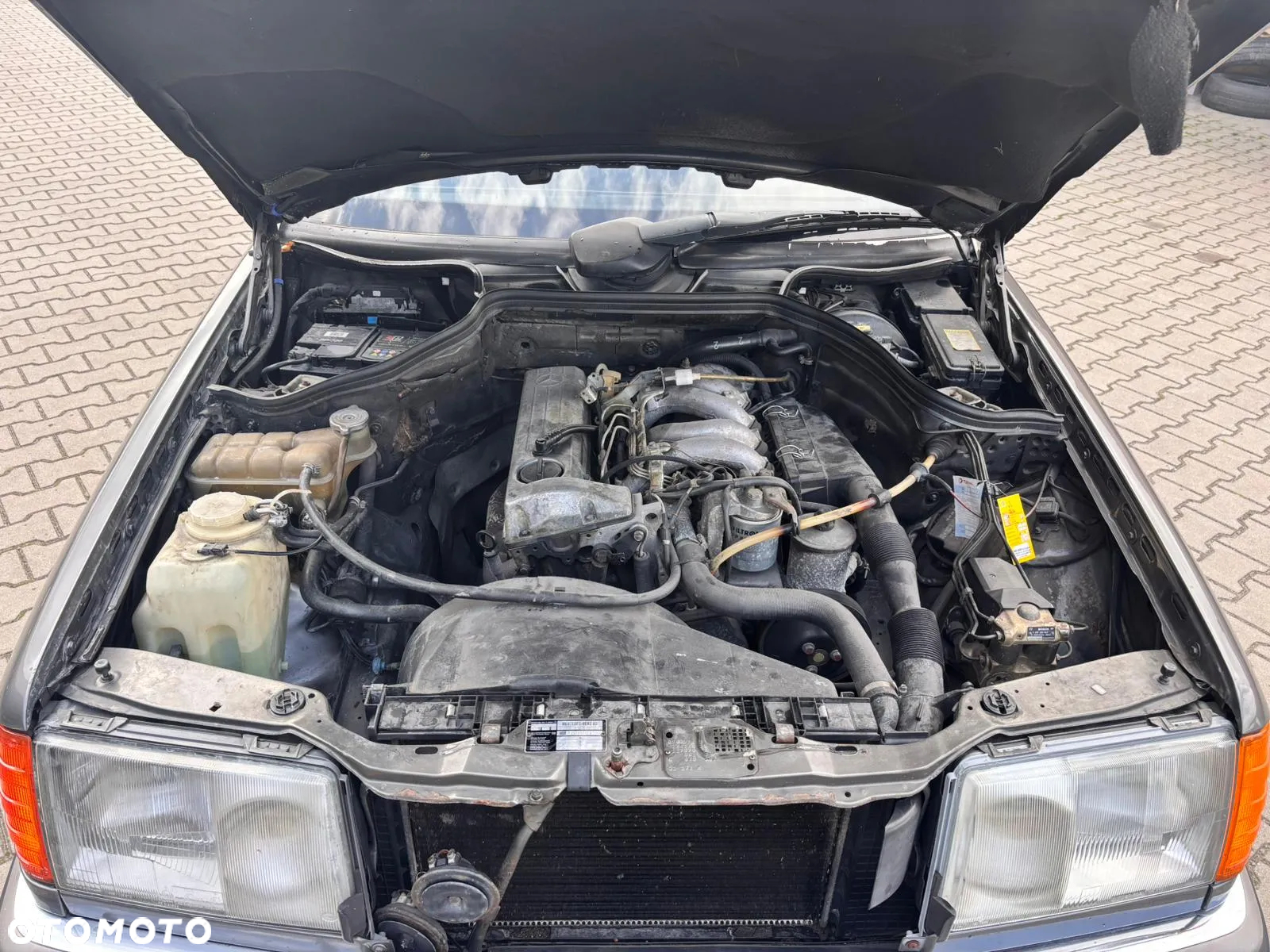 Mercedes-Benz W124 (1984-1993) - 12