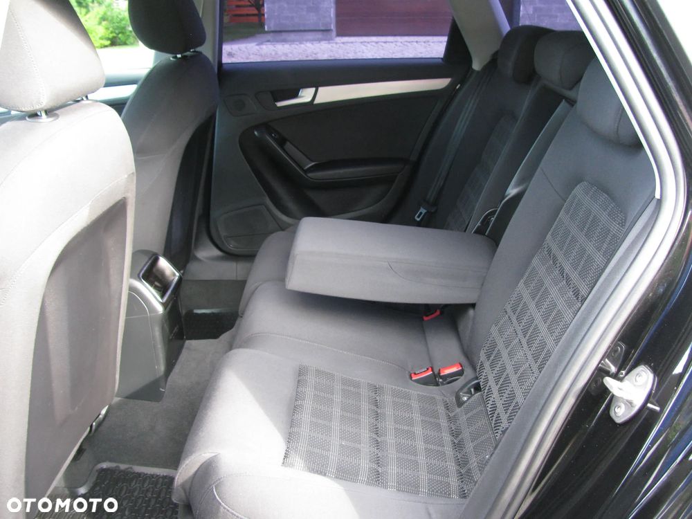 Audi A4 Avant 2.0 TDI - 29