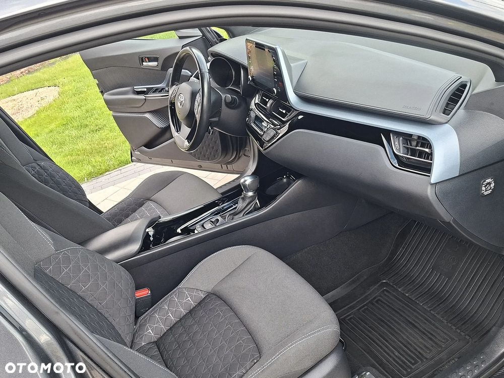Toyota C-HR - 18