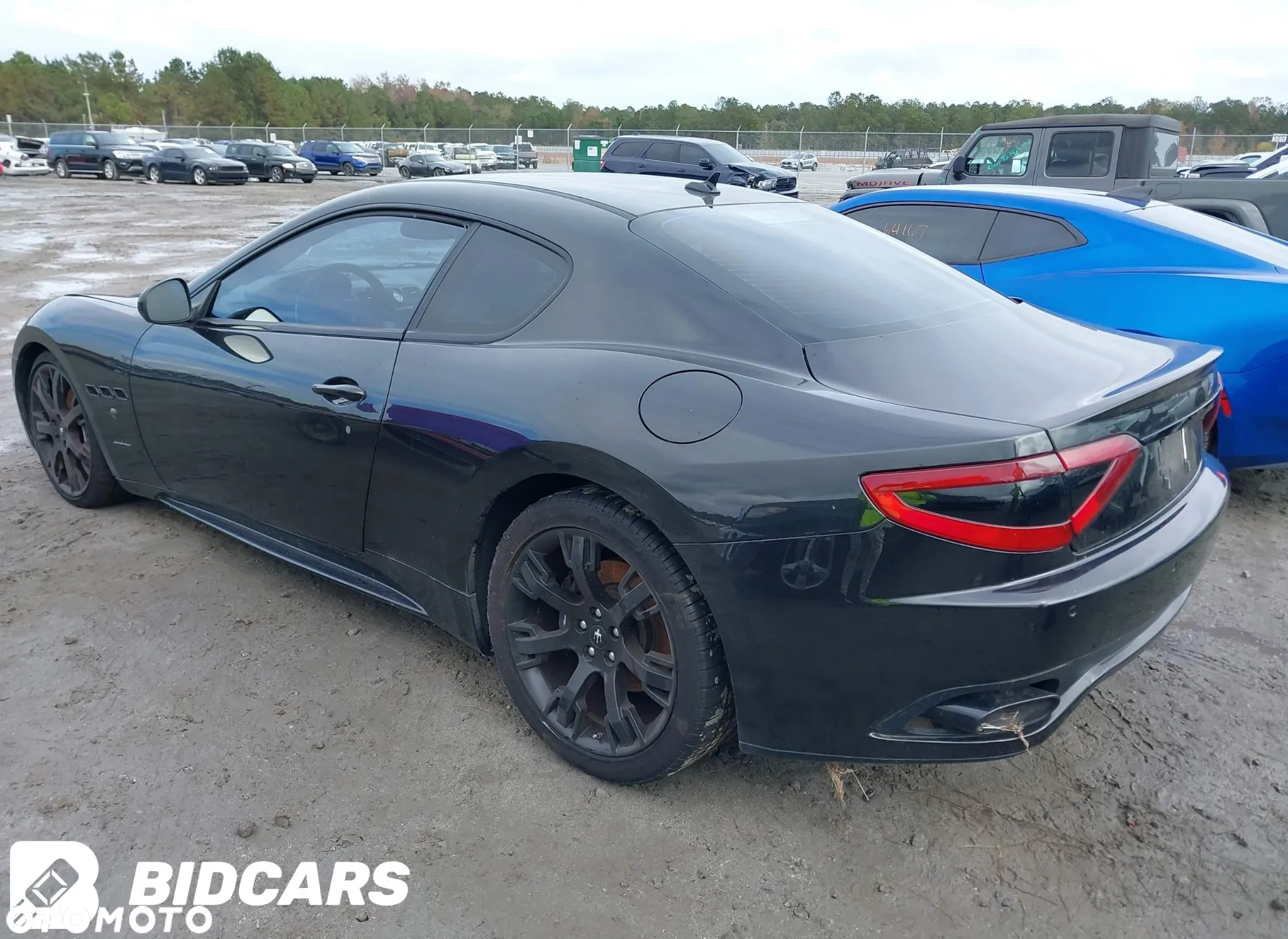 Maserati GranTurismo S Automat - 38