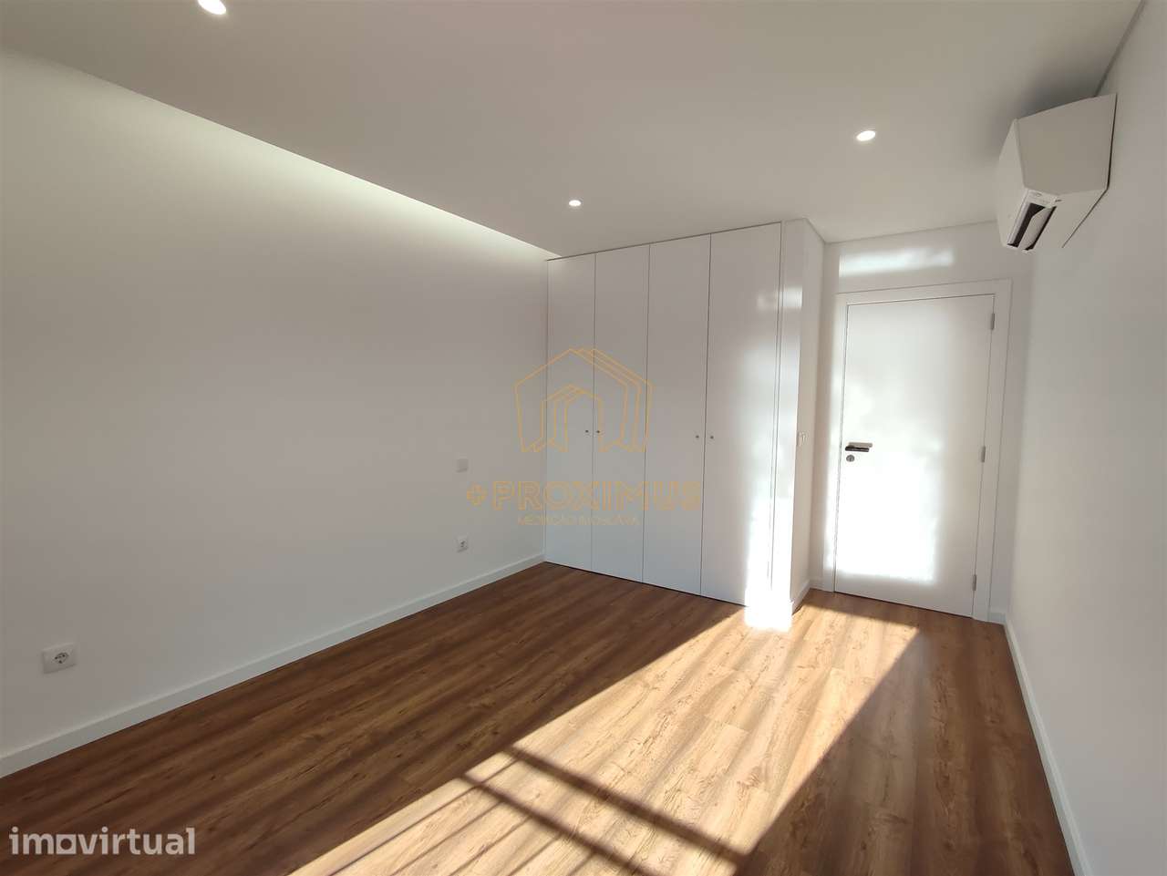 Apartamento T2 c/ garagem - Figueira da Foz - Grande imagem: 5/9