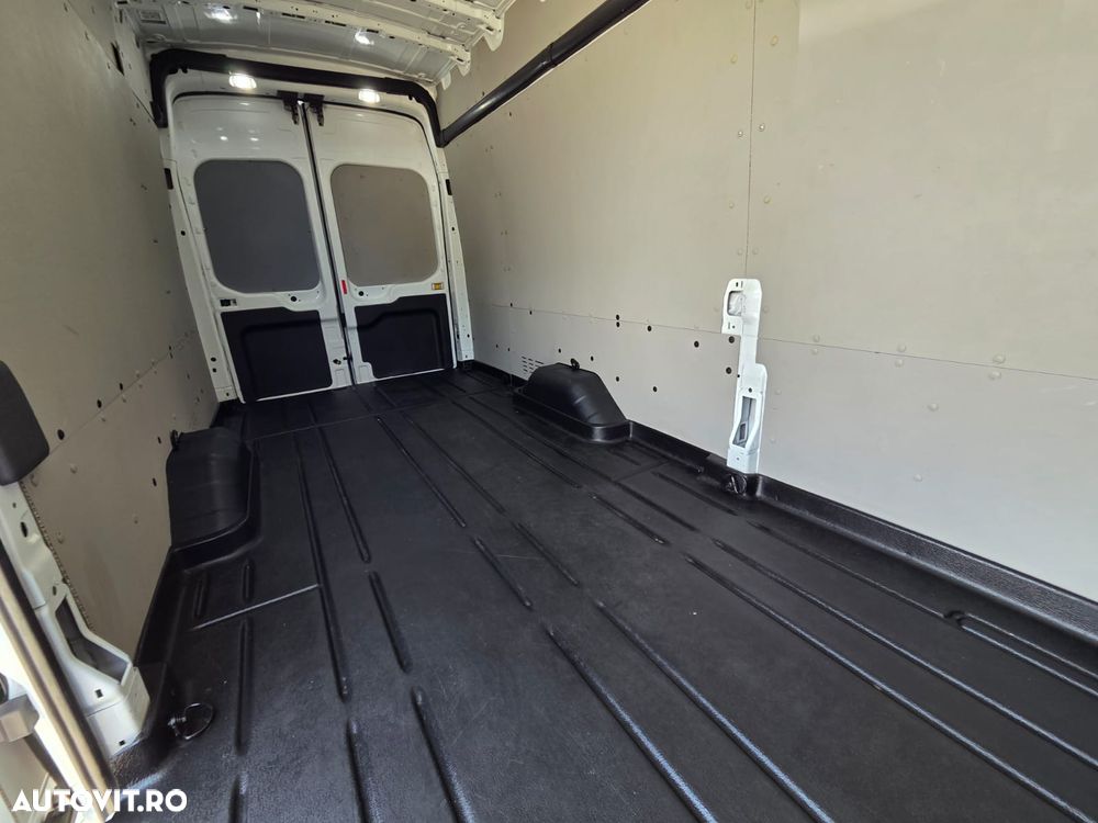 Ford New Transit L4H3 - 17