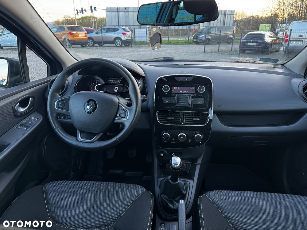 Renault Clio 1.2 16V 75 Start - 13