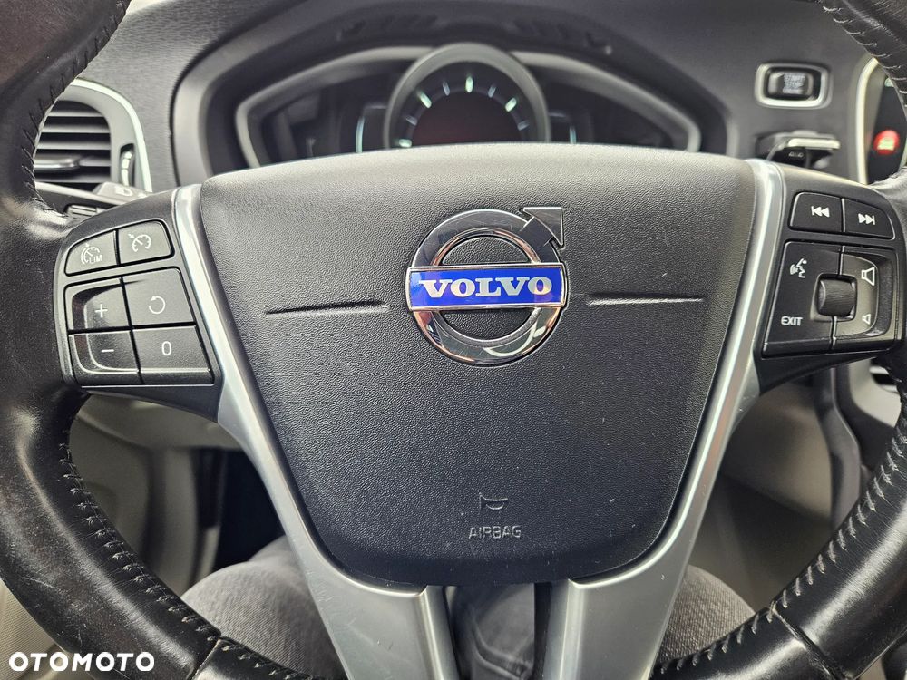 Volvo V40 Cross Country D2 - 12