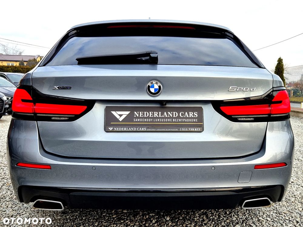BMW Seria 5 520d xDrive Sport Line - 40