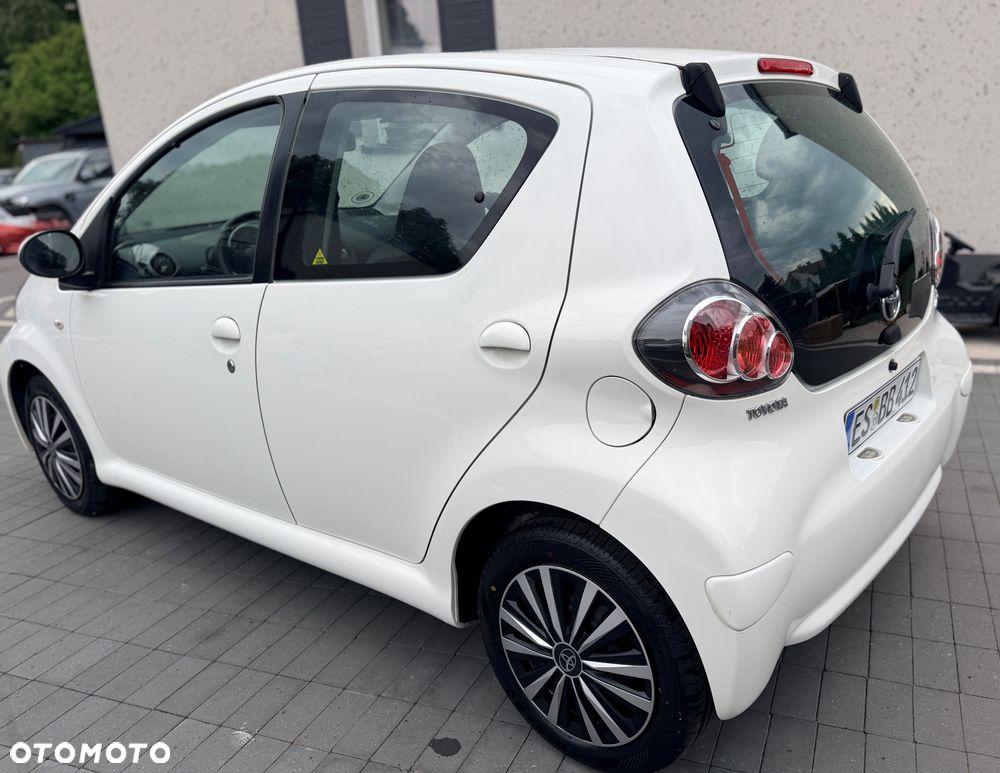 Toyota Aygo 1.0 VVT-i Sprint EU6 - 10