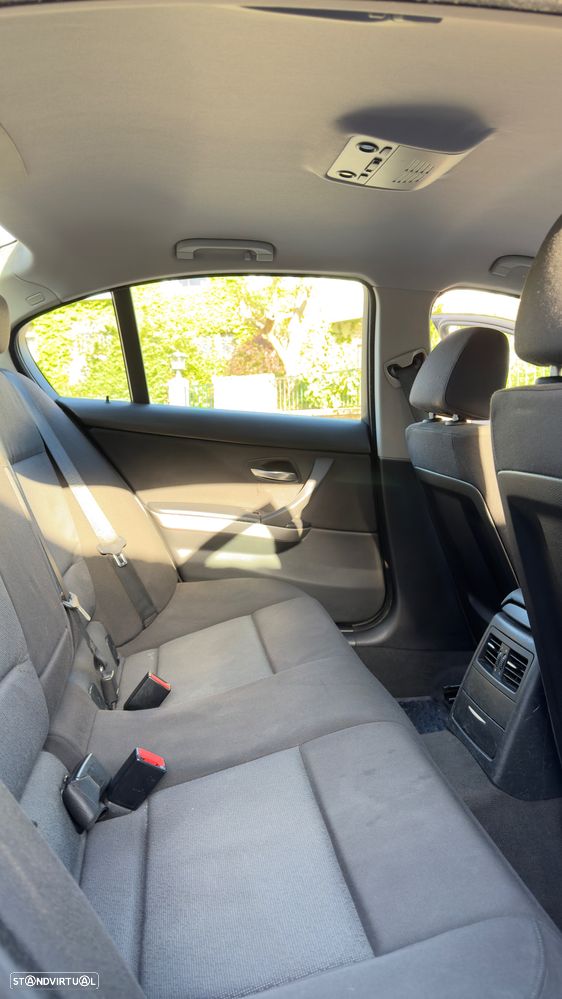 BMW 320 d - 12