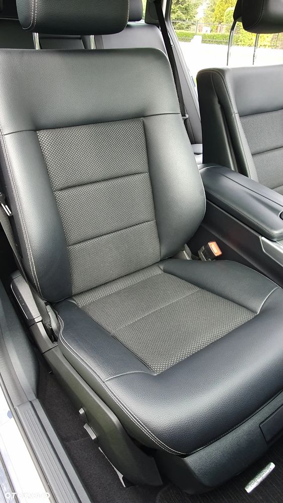 Mercedes-Benz Klasa E 220 BlueTEC 9G-TRONIC - 10