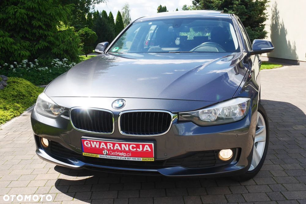 BMW Seria 3 318d DPF Edition Exclusive - 4