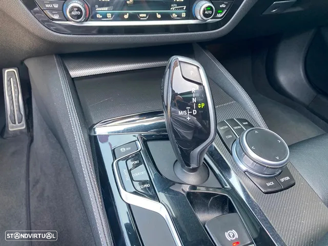 BMW M550d xDrive Auto - 37