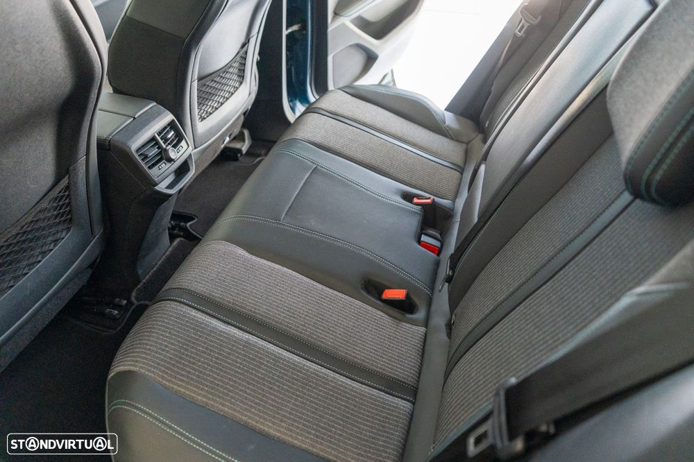 Peugeot 3008 1.6 Hybrid4 Allure Pack e-EAT8 - 10