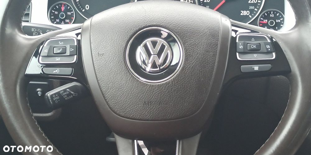 Volkswagen Touareg 3.0 V6 TDI BMT X-Edition - 18