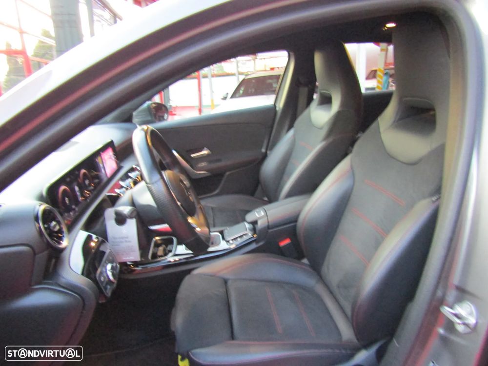 Mercedes-Benz A 180 d AMG Line - 19