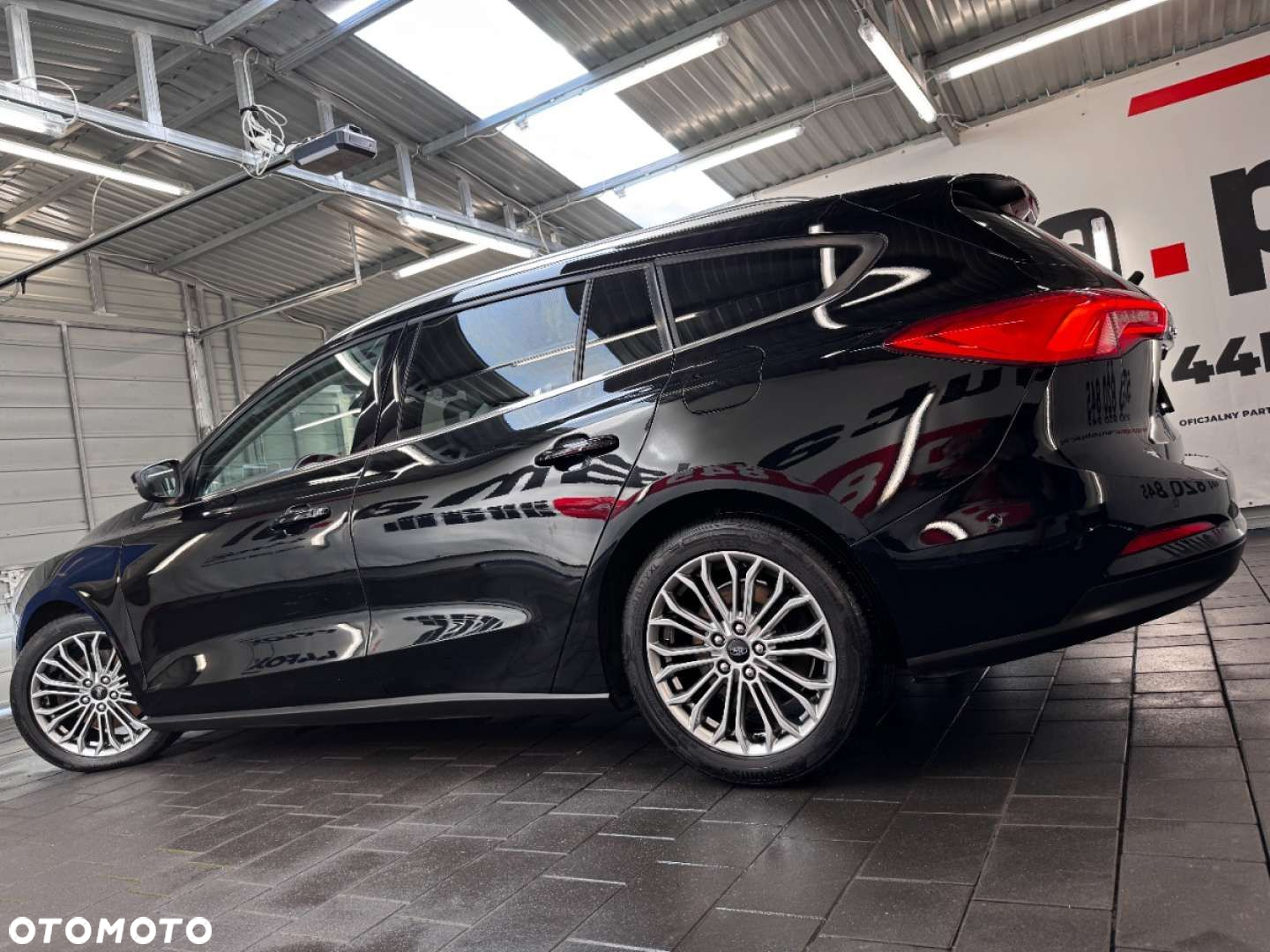 Ford Focus - 12
