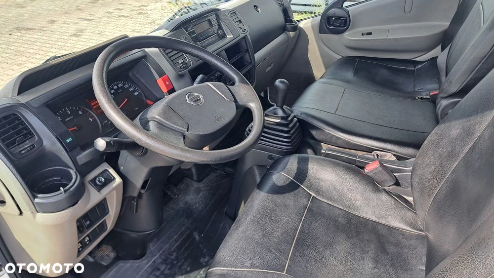 Nissan NT400 - 8