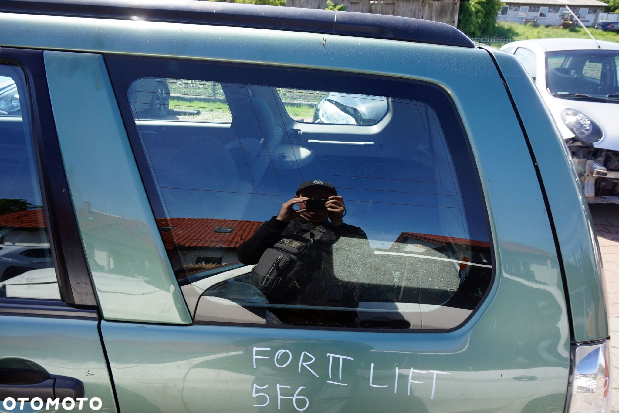 SZYBA KAROSERYJNA TYLNA LEWA BOCZNA FORESTER II SG LIFT 65209SA070 SUBARU 2006-2008 - 2
