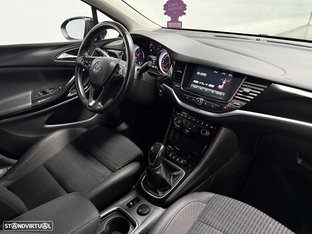 Opel Astra 1.5 D S&S Elegance - 17