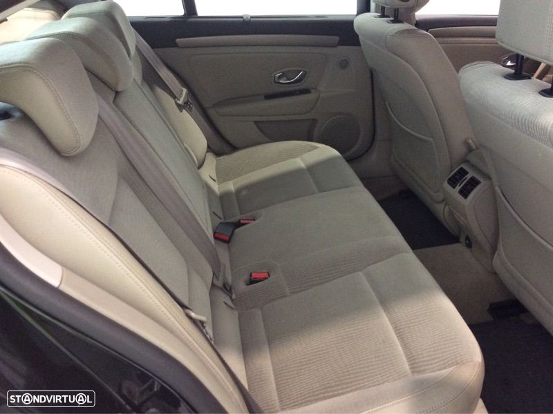 Renault Laguna 2.0 dCi Dynamique S Aut. - 13