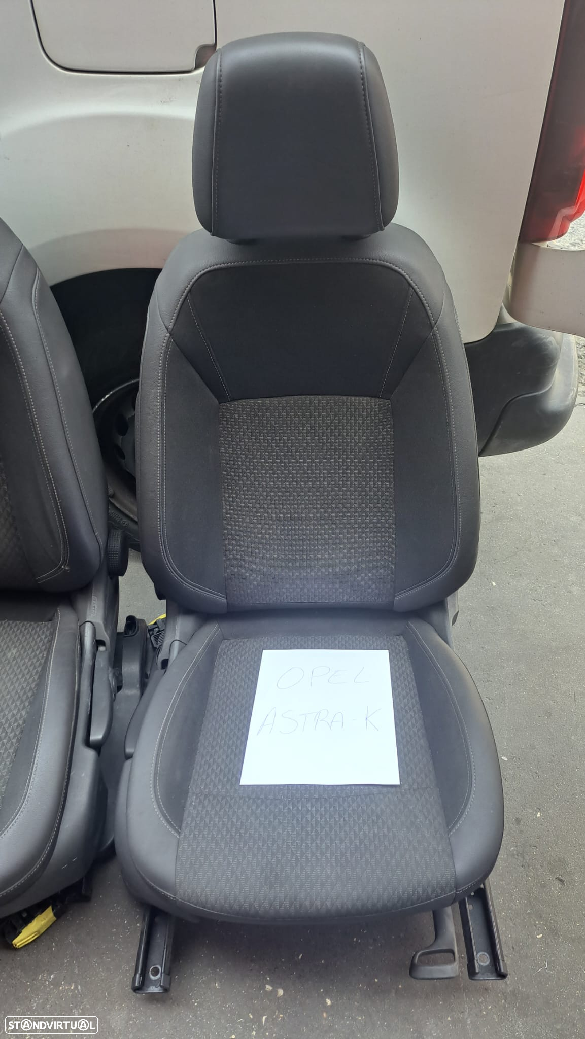 OPEL ASTRA K BANCOS FRENTE - 3