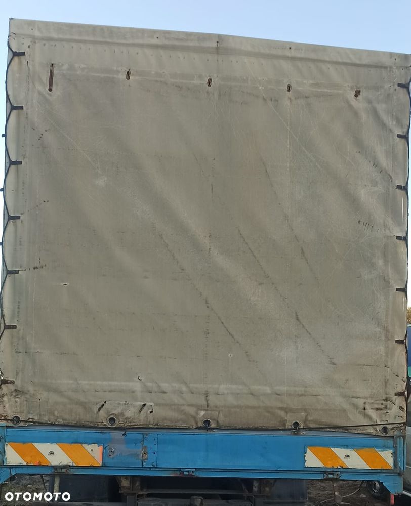 Skrzynia ładunkowa z plandeką - 3