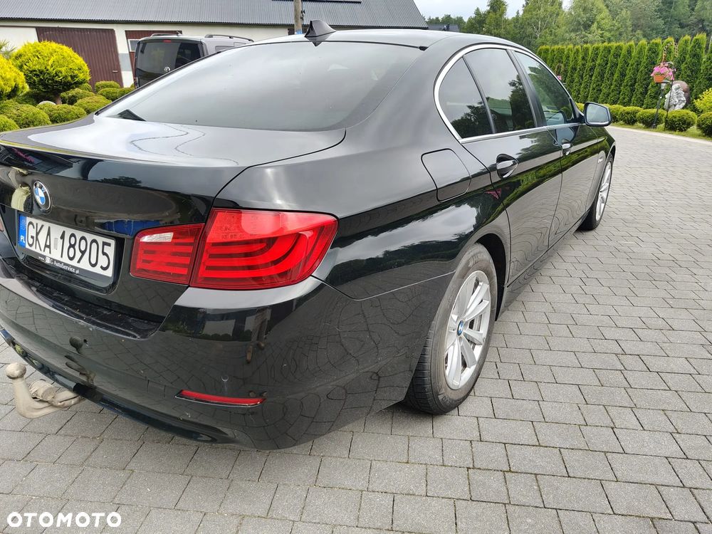 BMW Seria 5 525d - 6