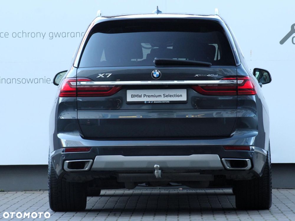 BMW X7 - 12