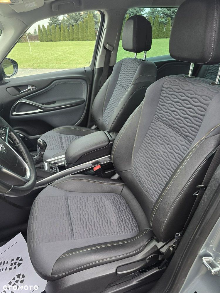Opel Zafira - 14
