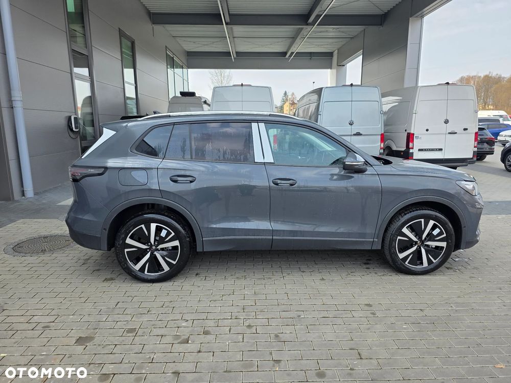 Volkswagen Tiguan 2.0 TSI 4Mot Life Plus DSG - 9