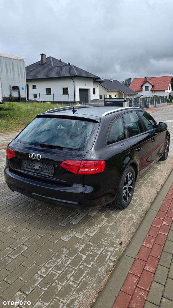 Audi A4 Avant 2.0 TDI e DPF Attraction - 4