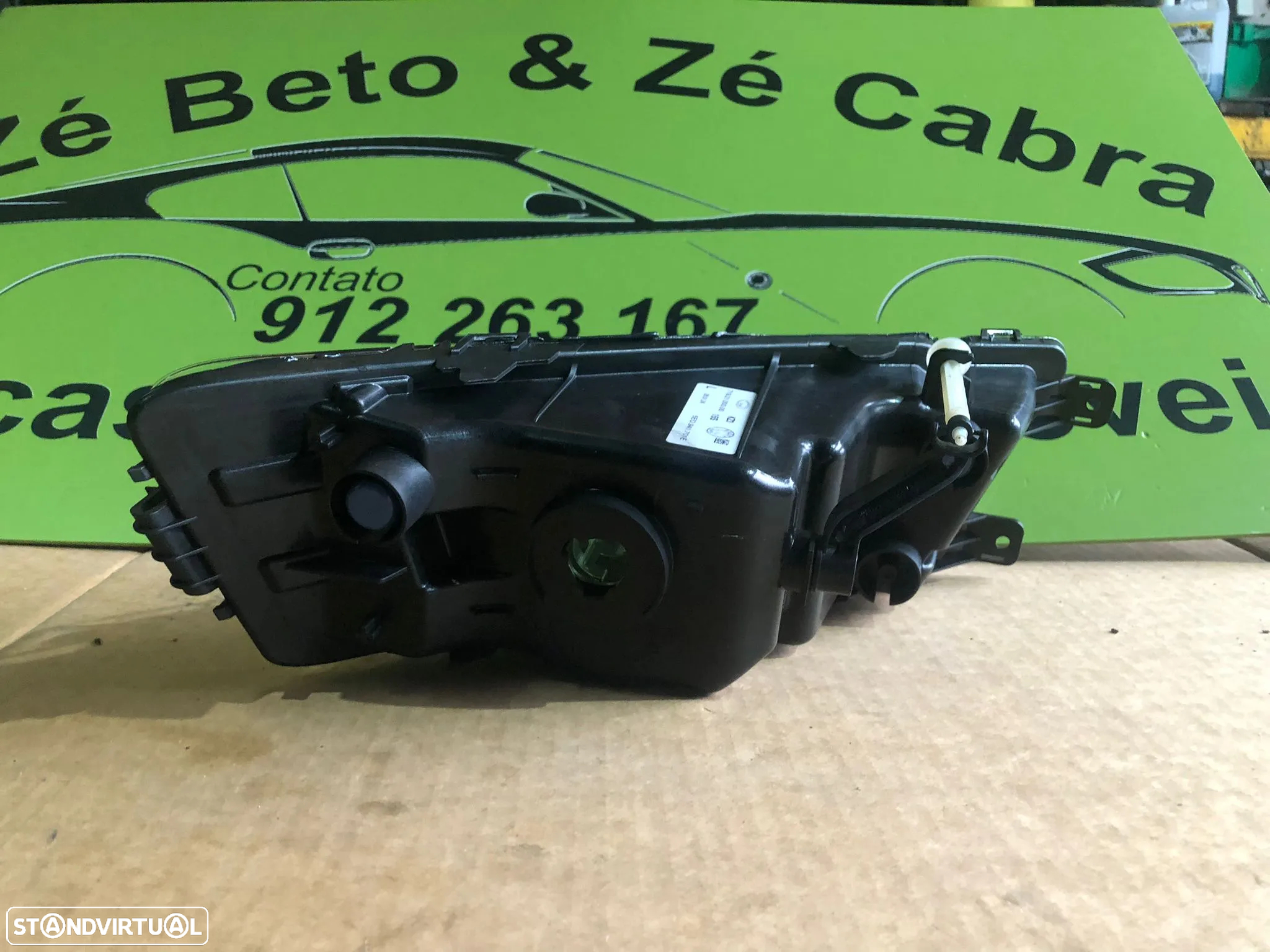 SKODA OCTAVIA III FAROL NEVOEIRO ESQUERDO - FN037 - 6