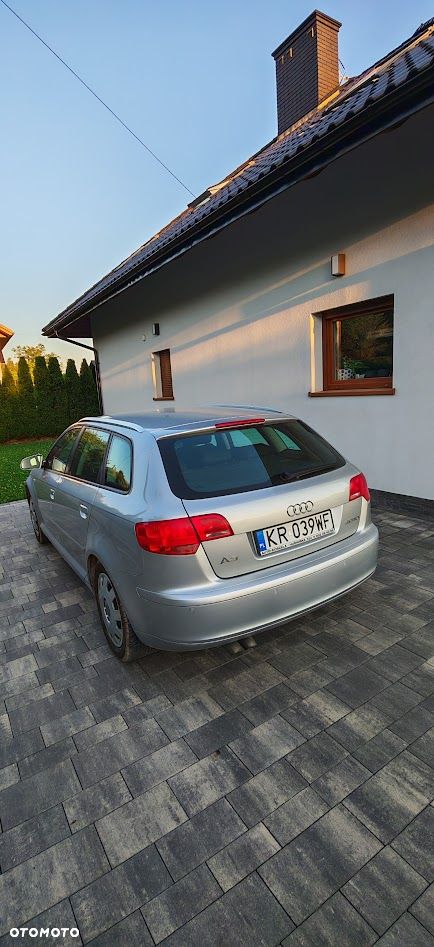 Audi A3 Sportback - 3
