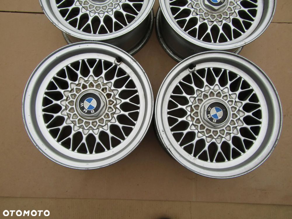 4x Felgi Aluminiowe 15 BMW E21 E24 E34 7 j 5x120 ET20 piasta 72,1 m 1179774 - 5