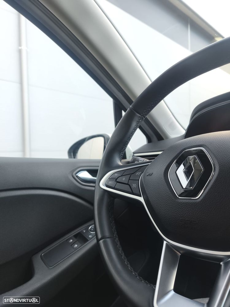 Renault Clio - 9