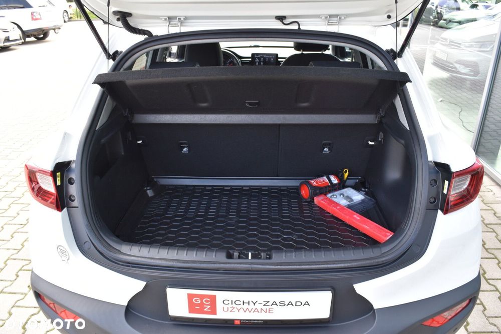 Kia Stonic 1.2 L Business Line - 35
