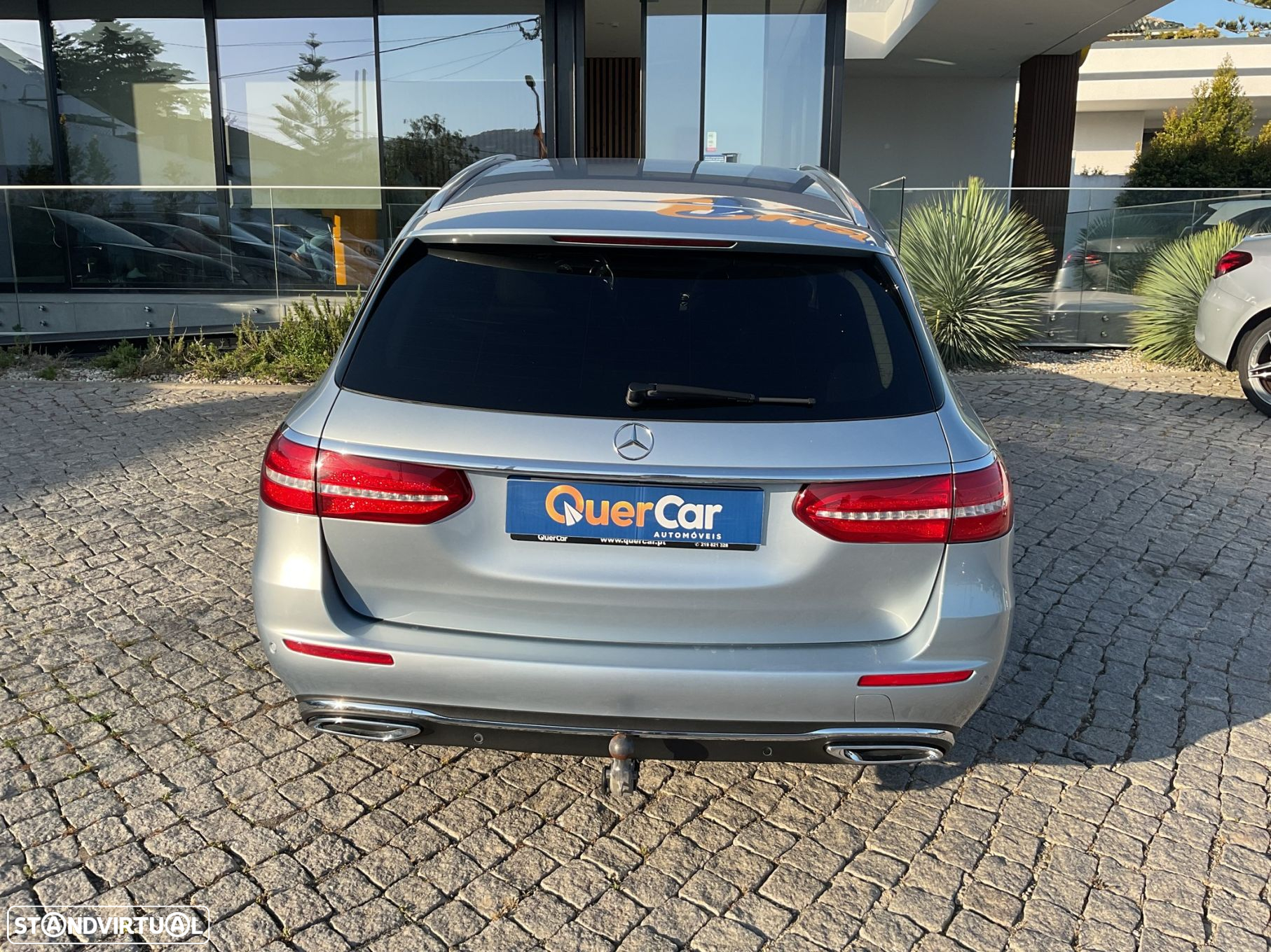 Mercedes-Benz E 220 BlueTEC Avantgarde Auto. - 11