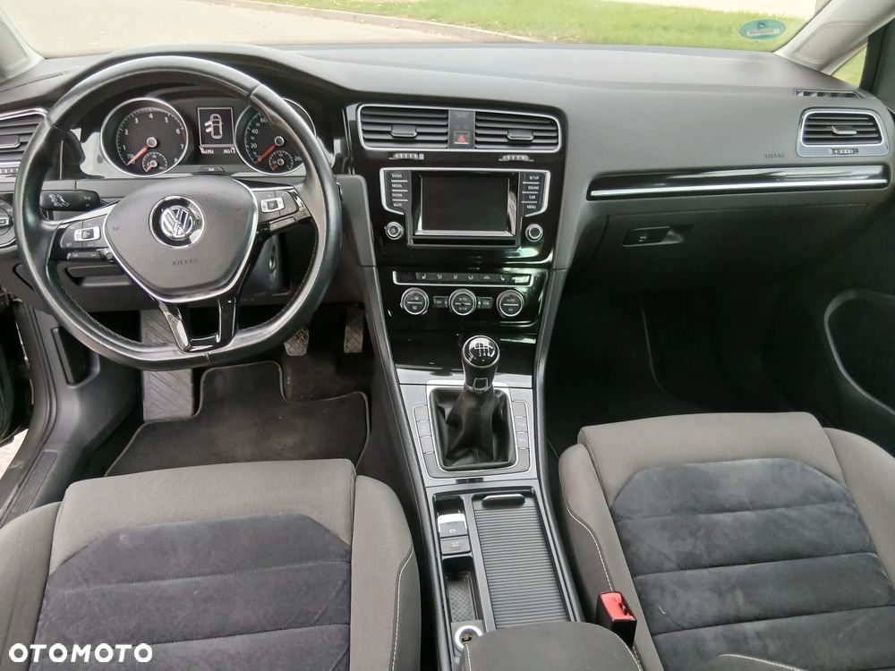 Volkswagen Golf 1.4 TSI Comfortline - 12