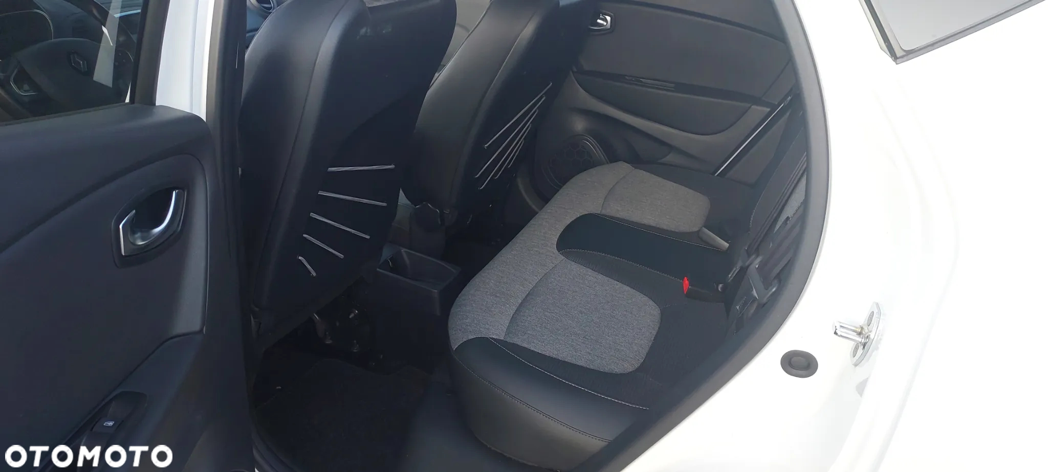 Renault Captur 1.2 Energy TCe Intens - 10