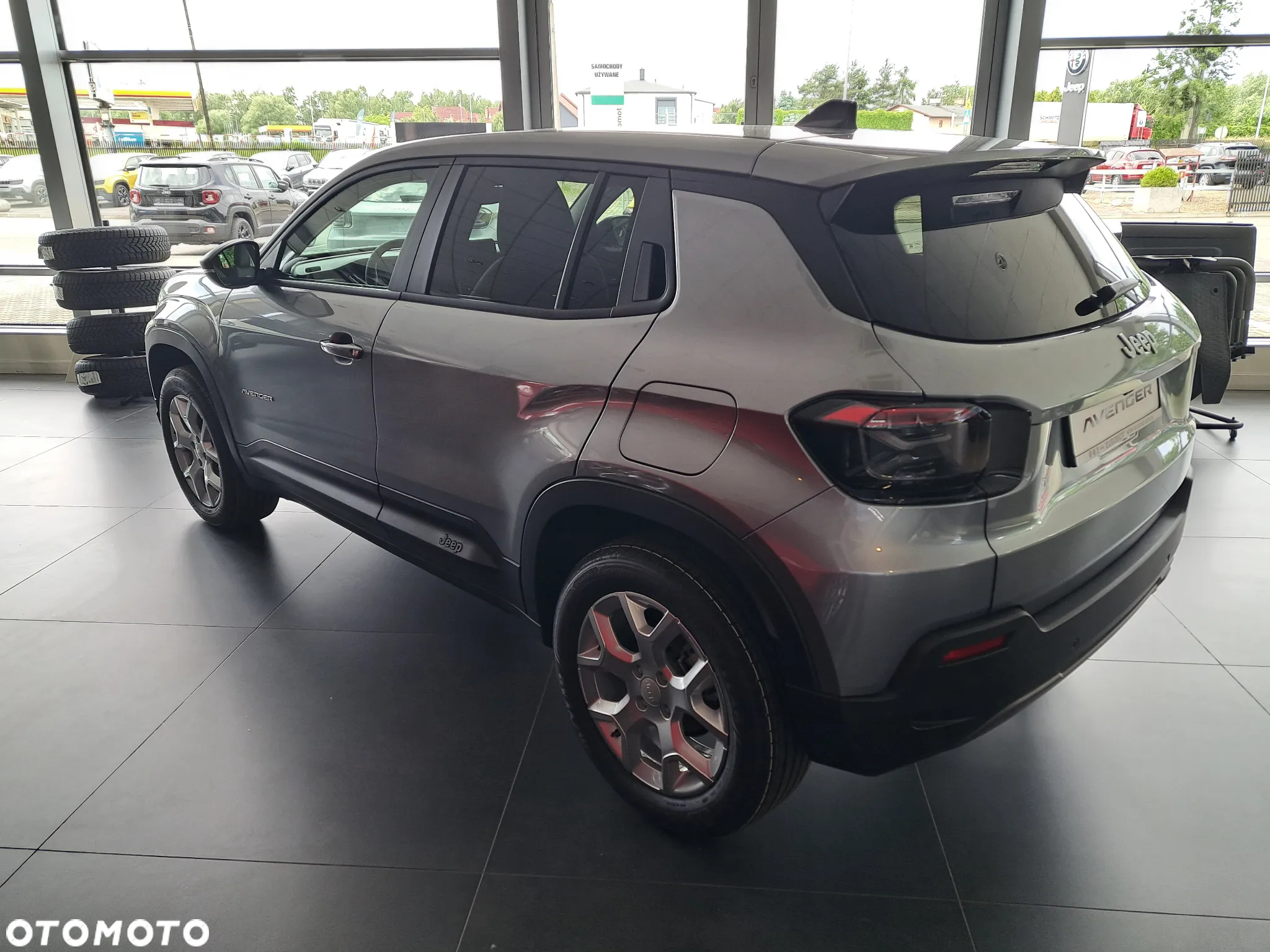 Jeep Avenger 1.2 T3 mHEV Longitude FWD eDCT6 - 6