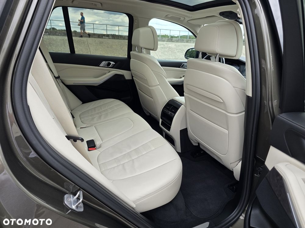 BMW X5 xDrive30d - 24
