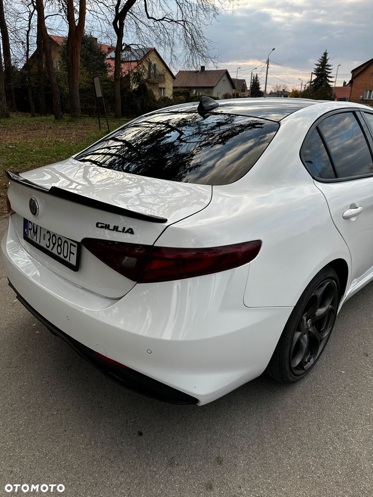 Alfa Romeo Giulia 2.0 Turbo 16V AT8 Veloce Ti - 6