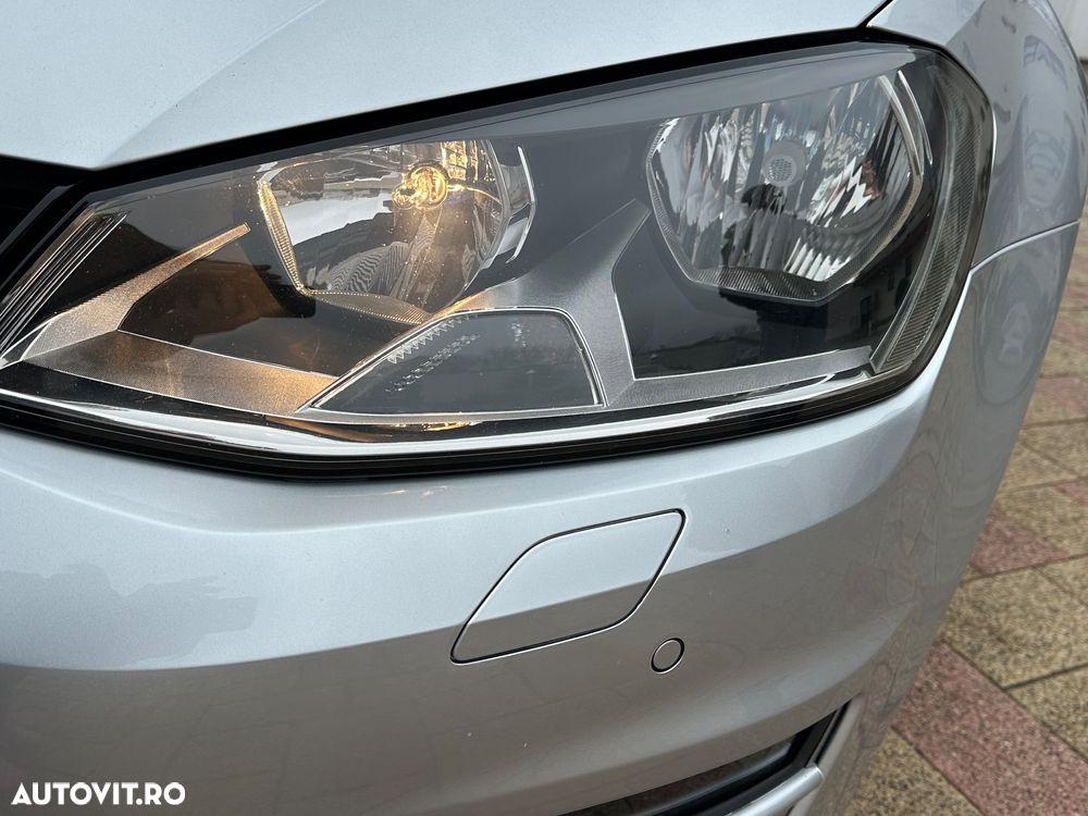 Volkswagen Golf 1.6 TDI BlueMotion Technology DSG Lounge - 11