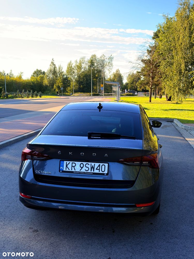 Skoda Octavia 1.5 TSI ACT Ambition - 8