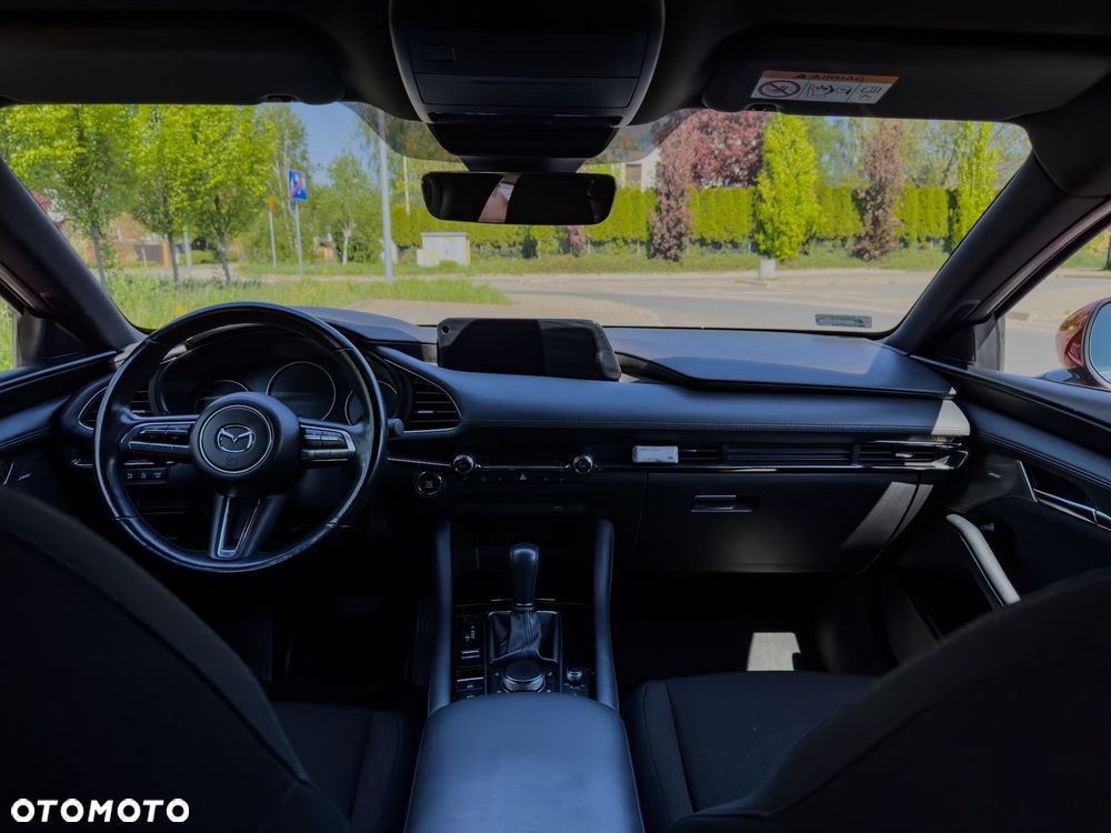 Mazda 3 2.0 mHEV Hikari - 8