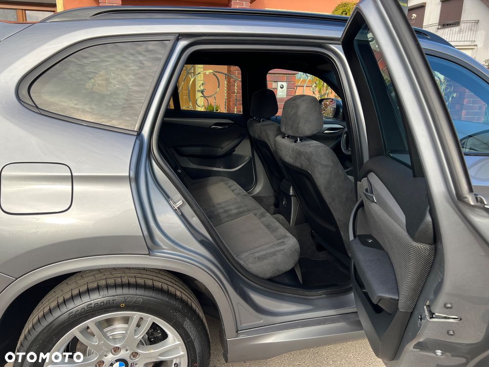 BMW X1 xDrive18d Sport Line - 27