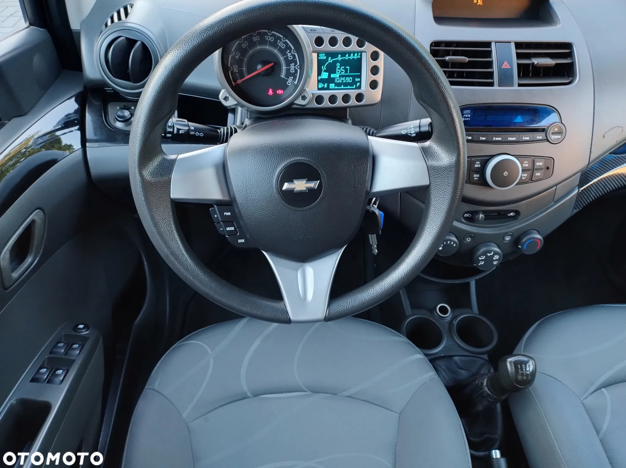 Chevrolet Spark 1.2 LT - 28