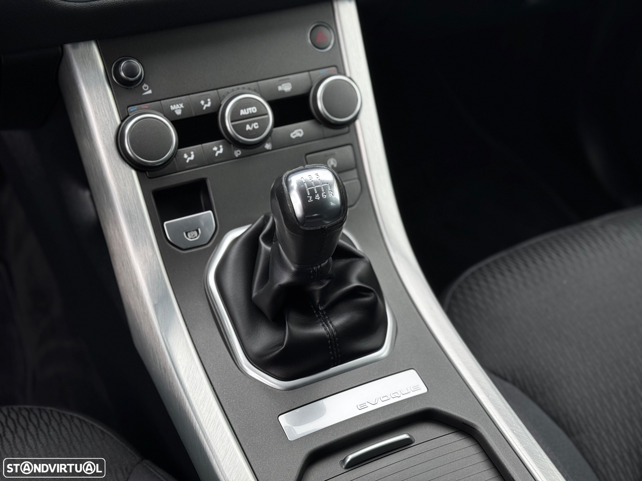 Land Rover Range Rover Evoque 2.0 eD4 SE - 28