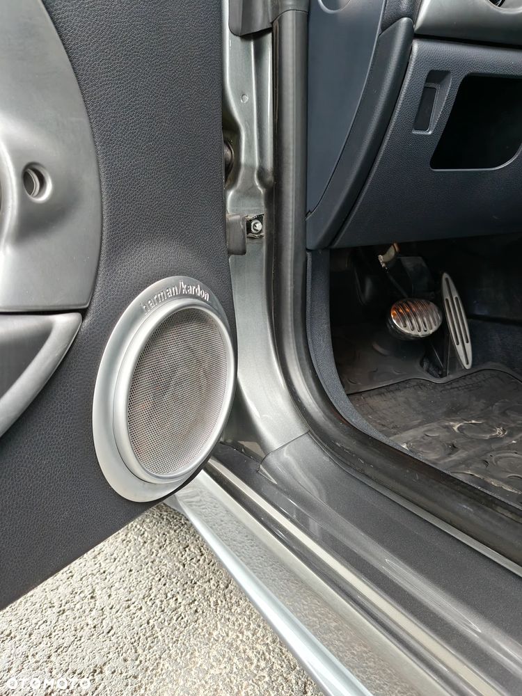 MINI Cooper S Sidewalk - 8