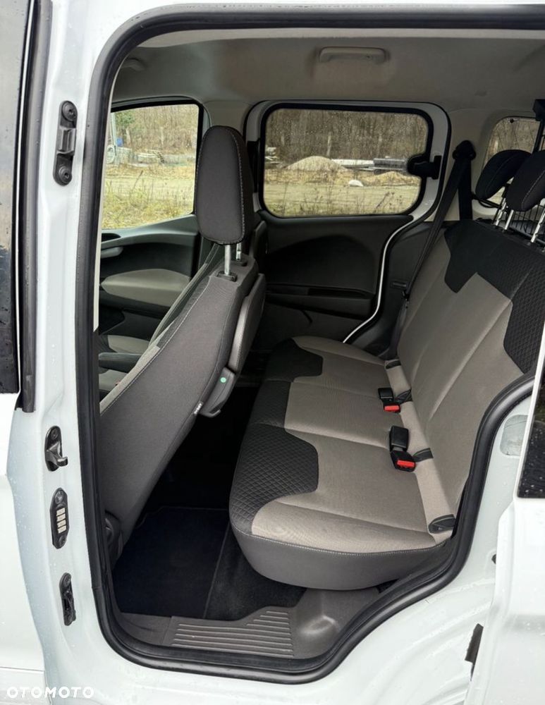 Ford Tourneo Courier 1.5 TDCi Trend - 8