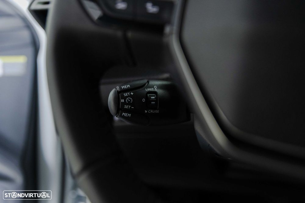 Peugeot e-208 50 kWh Allure - 20
