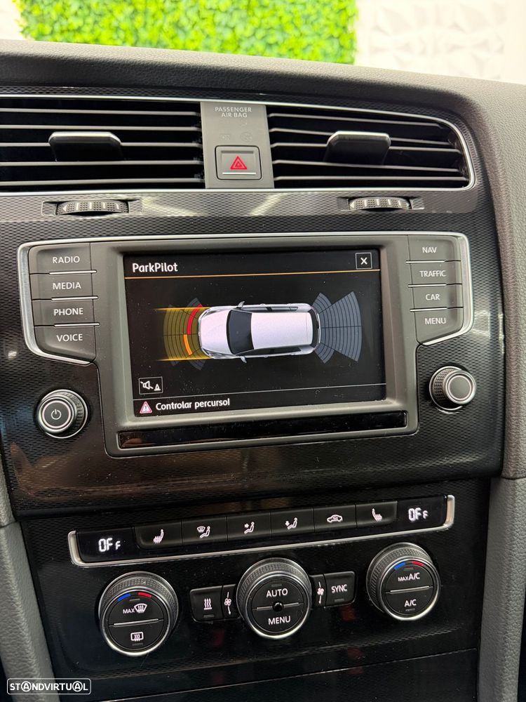 VW Golf 2.0 TDI GTD - 9